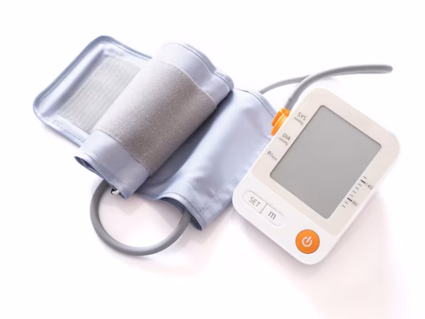 medical-equipment-with-blood-pressure-monitor 2 Blood Pressure monitor
